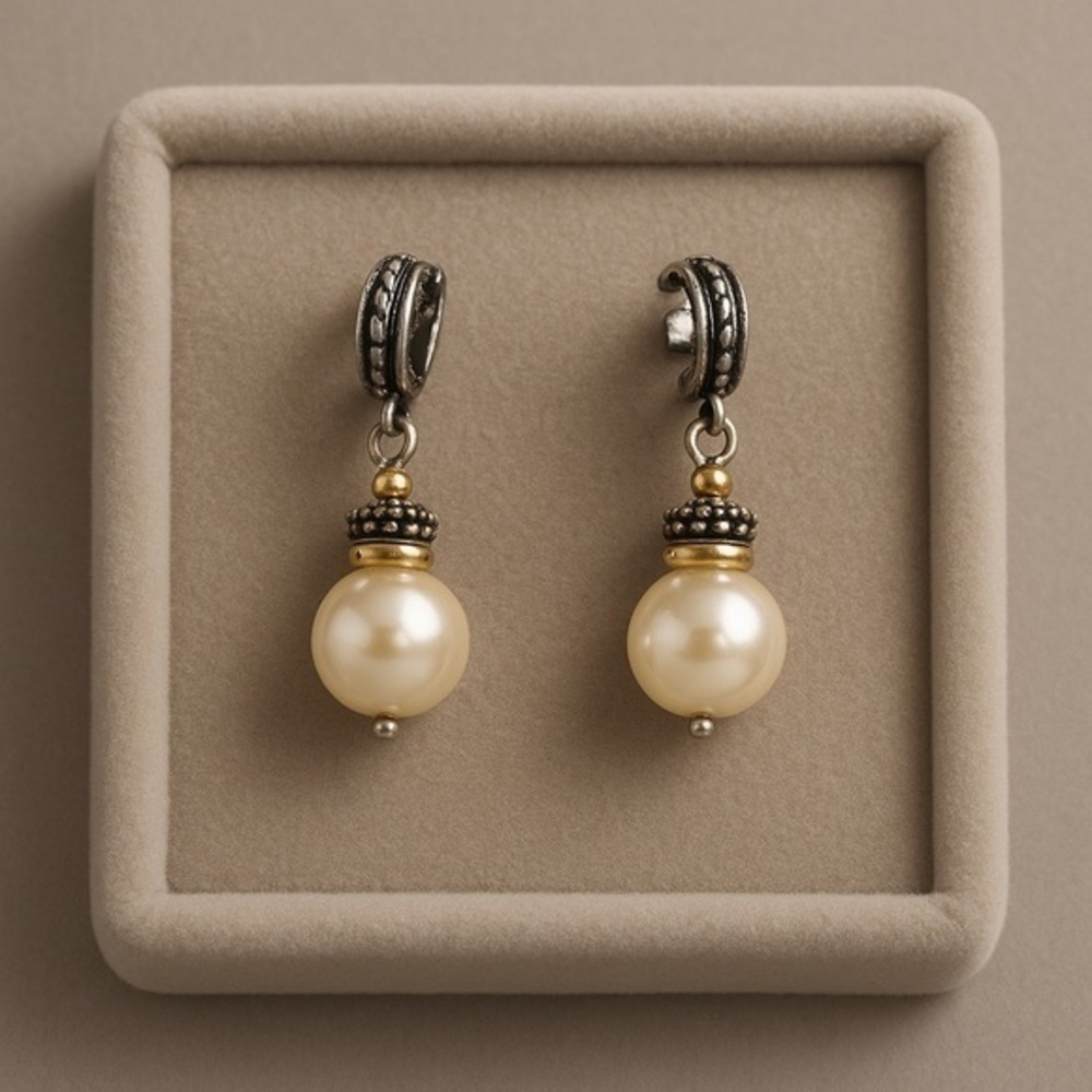 Premier Designs PEARL SPLASH Faux Pearl Goldtone Post Back NWC 1.25" #422